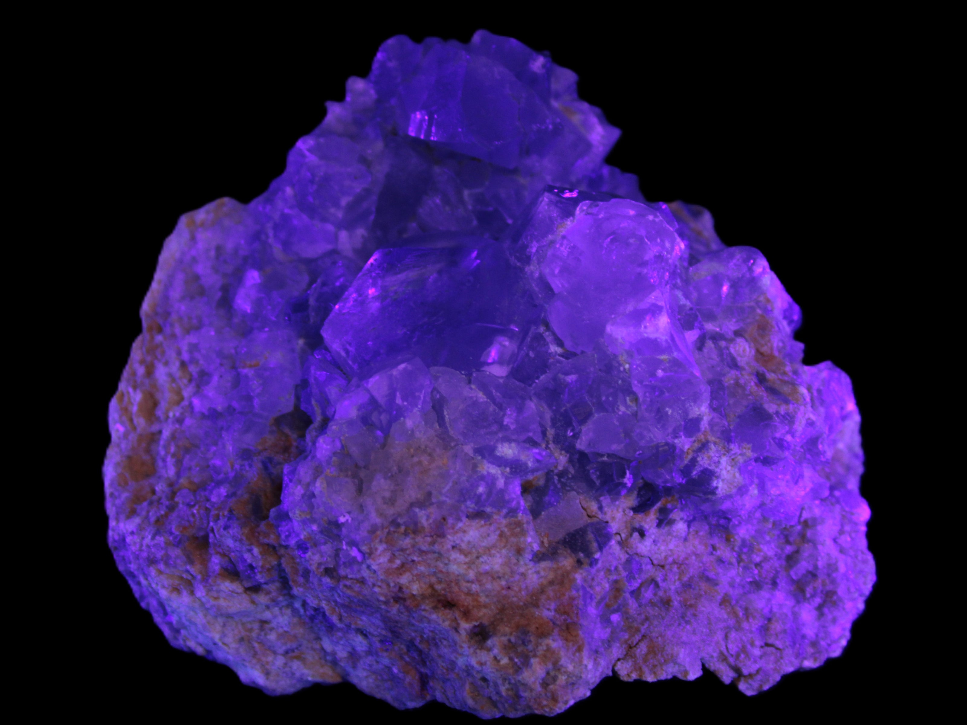 Celestite geode 623g Rocks and Things
