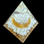 Orgone pyramid 59g - Rocks and Things Store