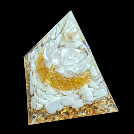 Orgone pyramid 59g - Rocks and Things Store