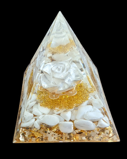 Orgone pyramid 59g - Rocks and Things Store