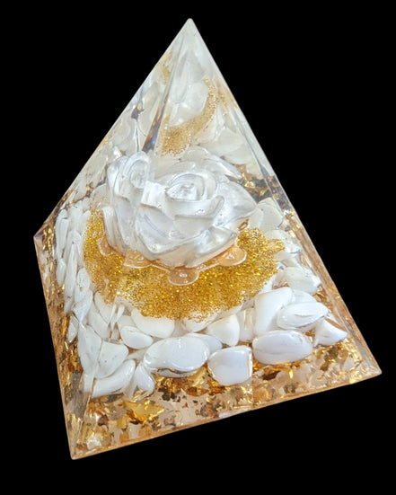 Orgone pyramid 59g - Rocks and Things Store
