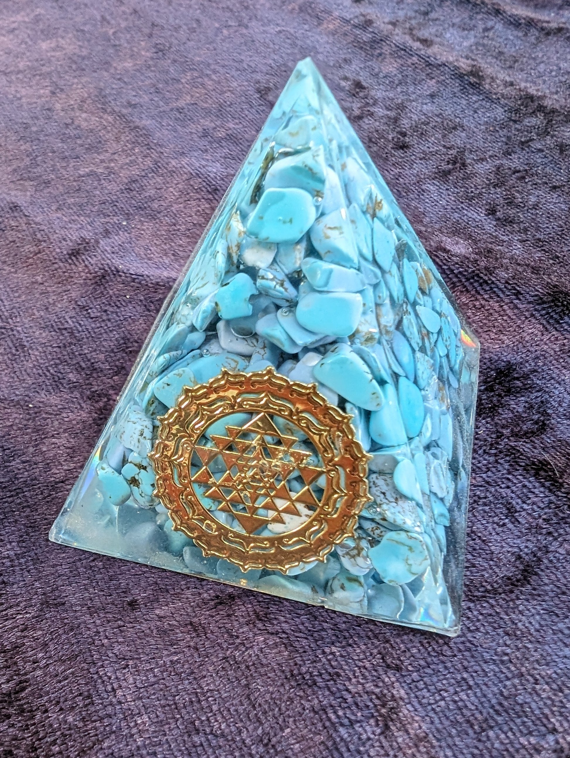 Orgone pyramid 70g Rocks and Things