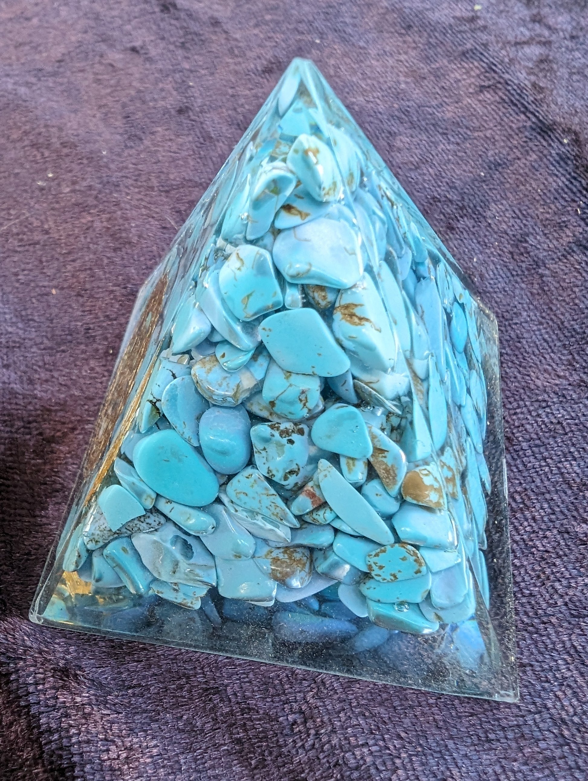 Orgone pyramid 70g Rocks and Things