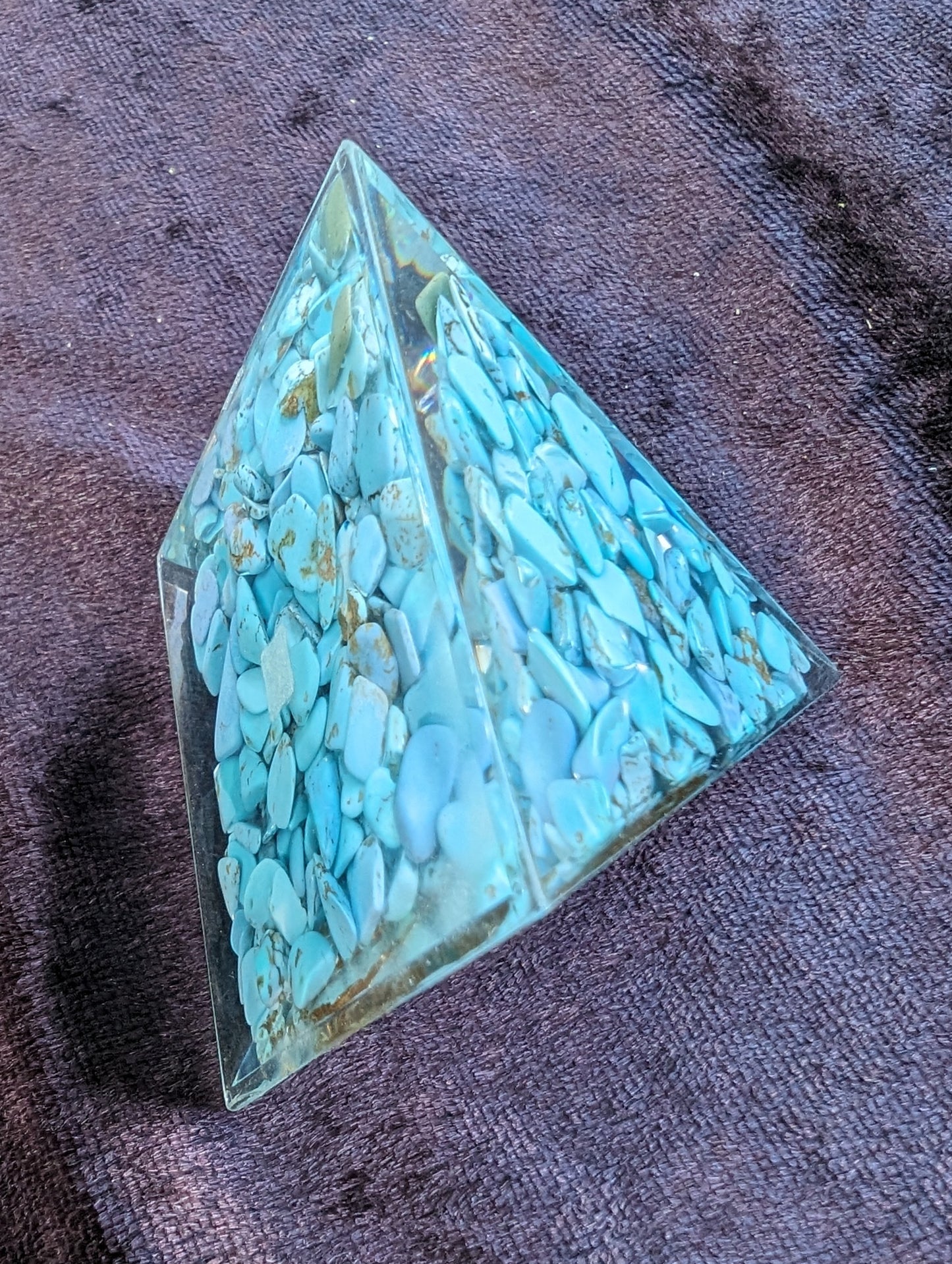 Orgone pyramid 70g Rocks and Things