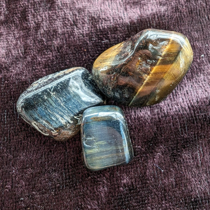 Blue Tigers Eye 2/3 stones 18-21g Rocks and Things