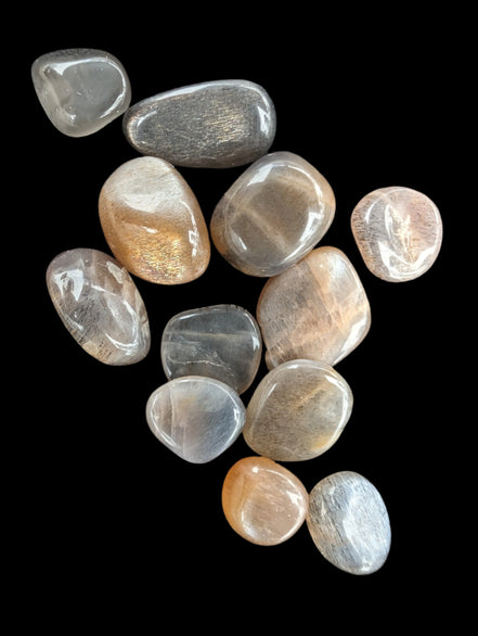 Golden Arusha Quartz 11 tumbled tiny stones 10-12g - Rocks and Things Store