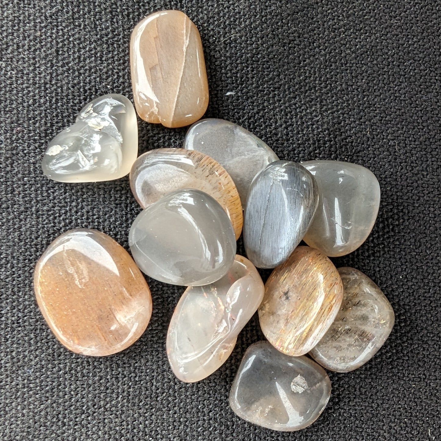 Golden Sunstone 11 tumbled tiny stones 10-12g Rocks and Things