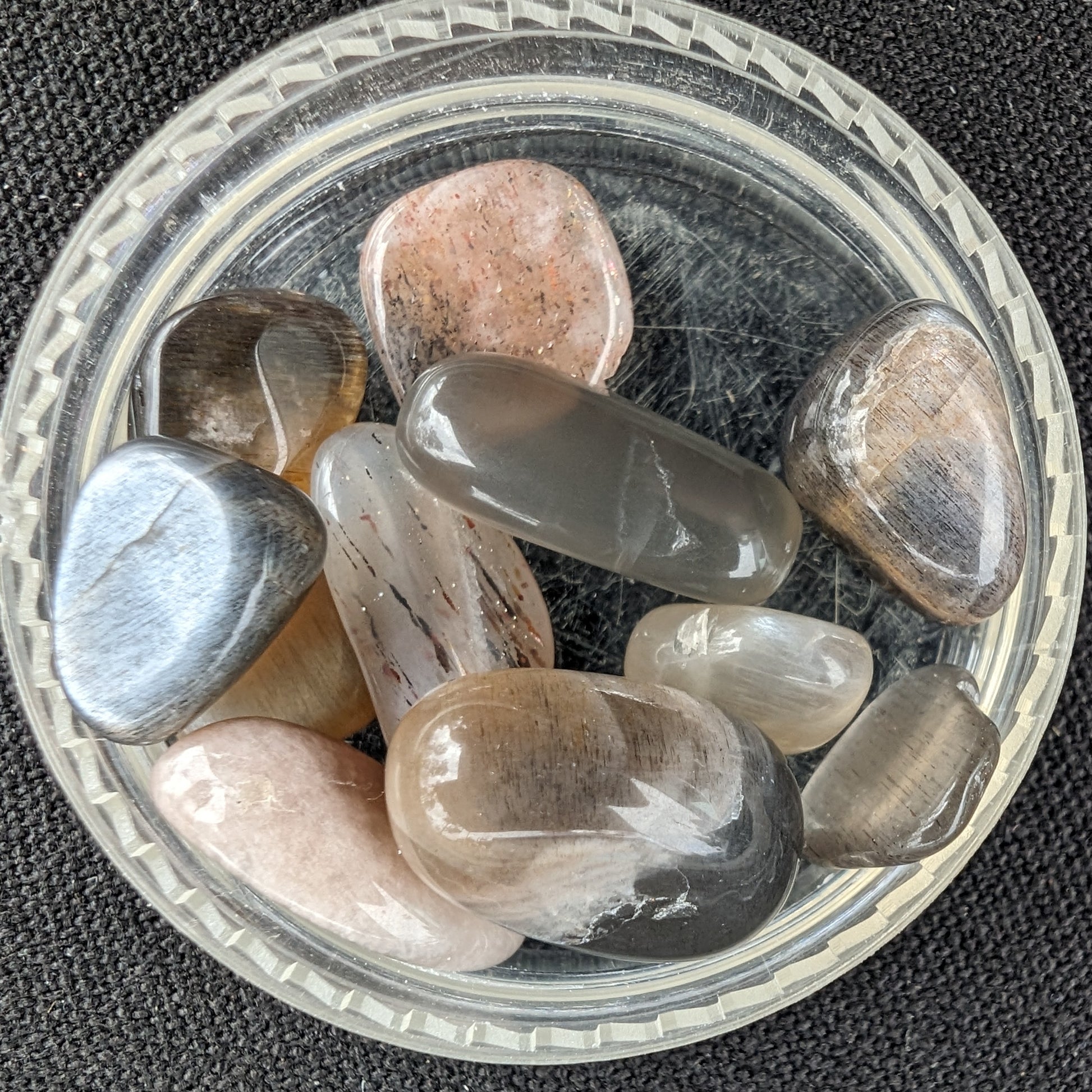 Golden Sunstone 11 tumbled tiny stones 10-12g Rocks and Things