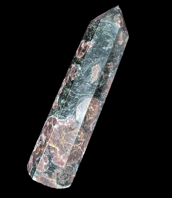 Garnet wand 99g in sunlight - Rocks and Things Store