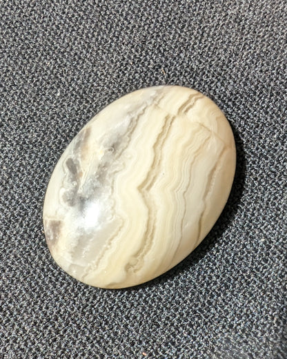 Agate from Mexico cabachon 4-5g