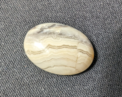 Agate from Mexico cabachon 4-5g Rocks and Things