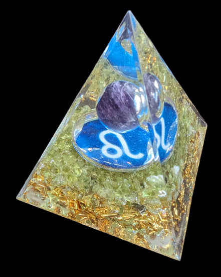 Orgone pyramid 63g - Rocks and Things Store