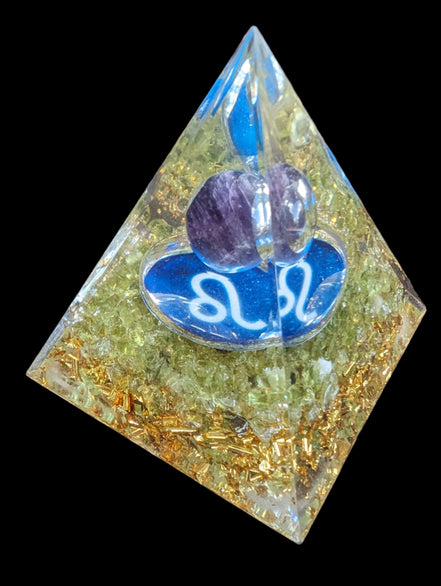 Orgone pyramid 63g - Rocks and Things Store