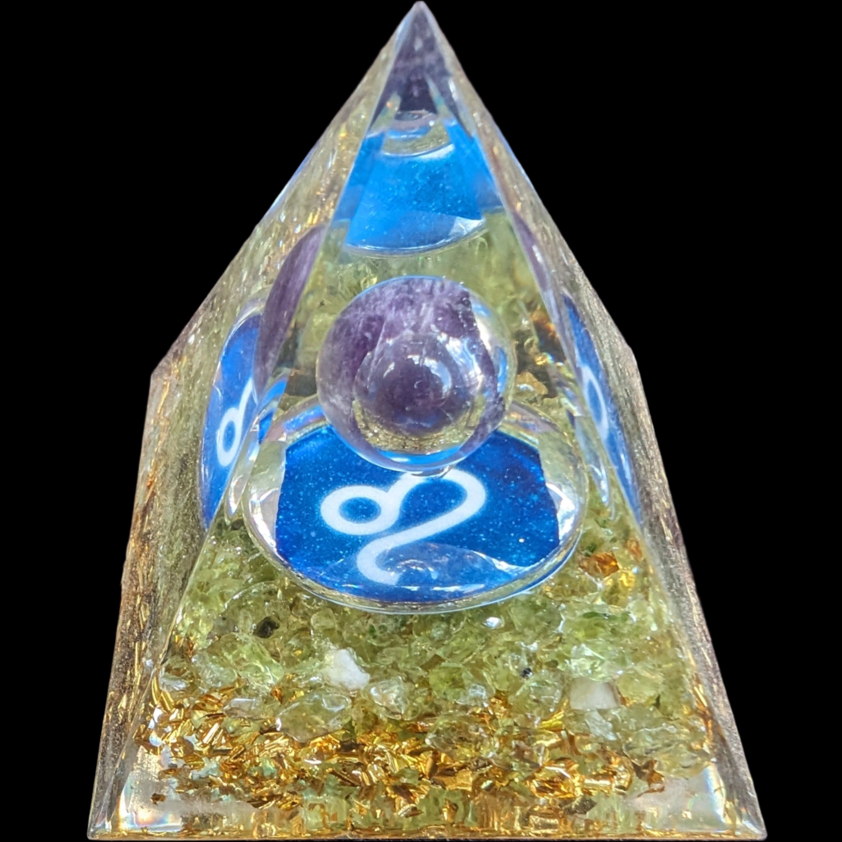 Orgone pyramid 63g - Rocks and Things Store