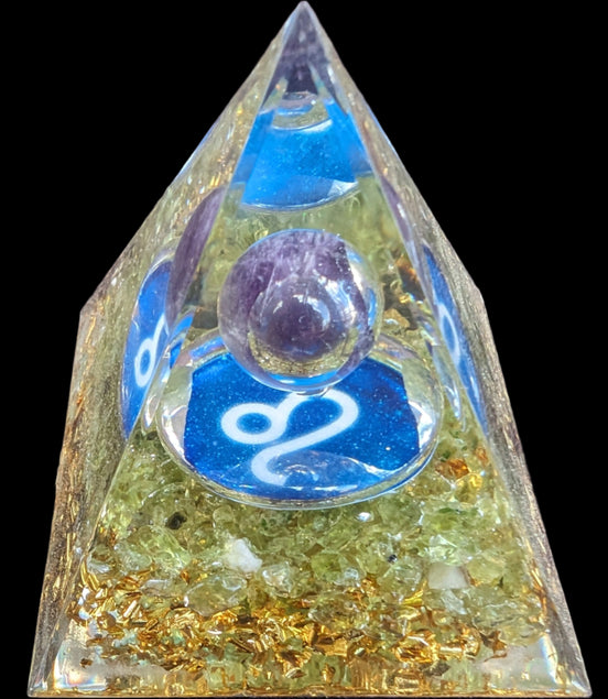 Orgone pyramid 63g - Rocks and Things Store