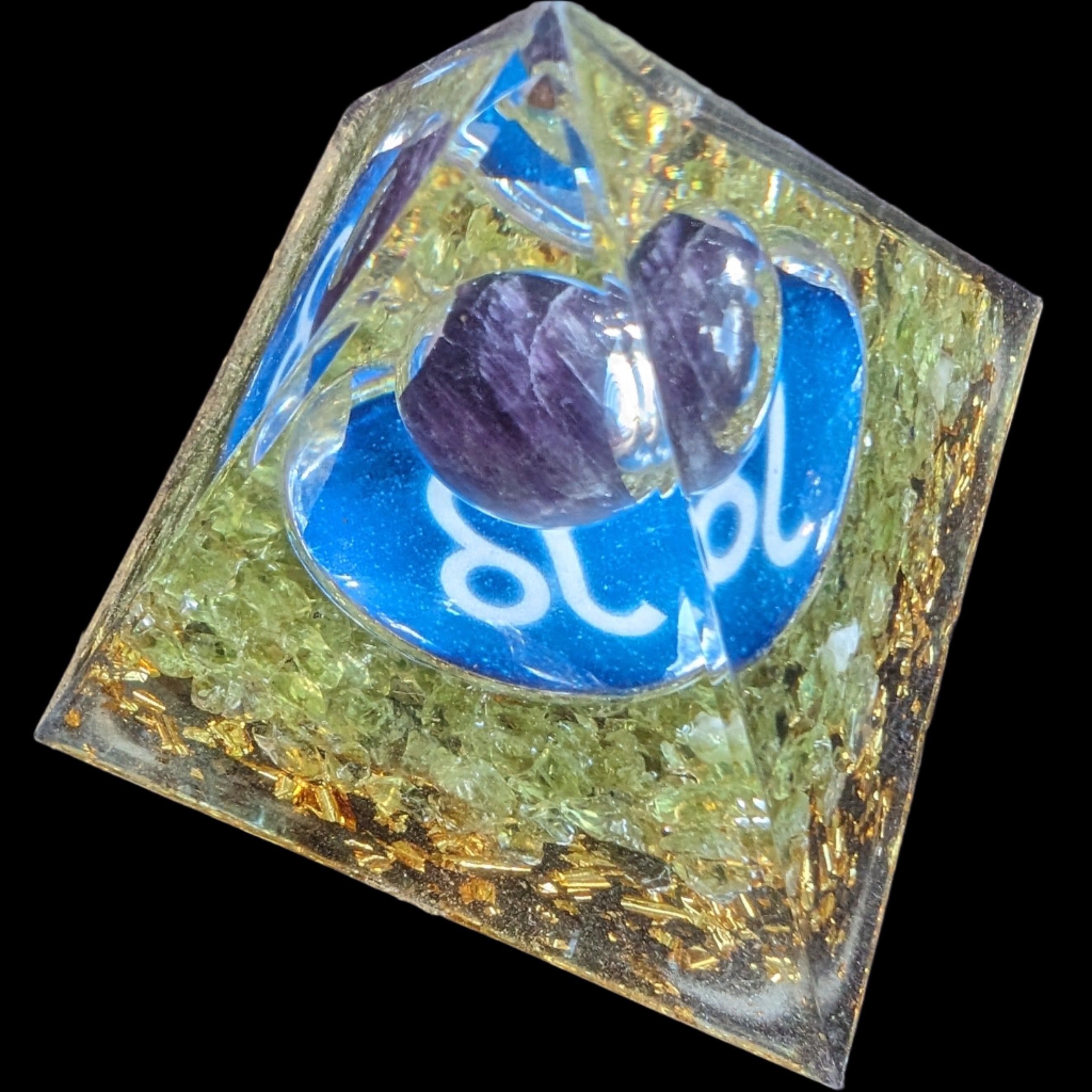 Orgone pyramid 63g - Rocks and Things Store