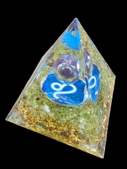Orgone pyramid 63g - Rocks and Things Store