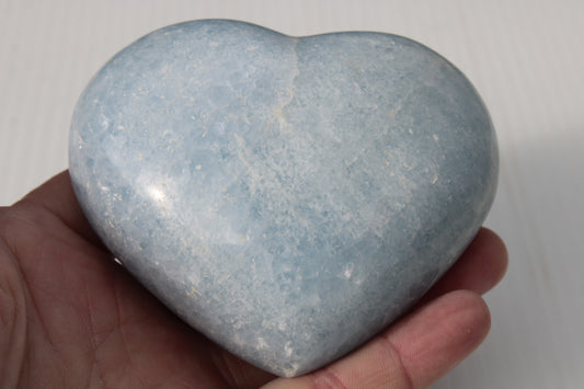 Celestite heart 542g Rocks and Things