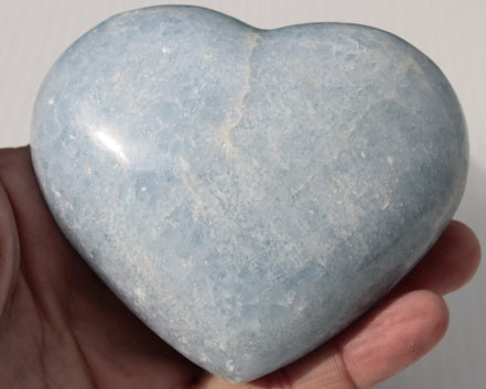 Celestite heart 542g Rocks and Things