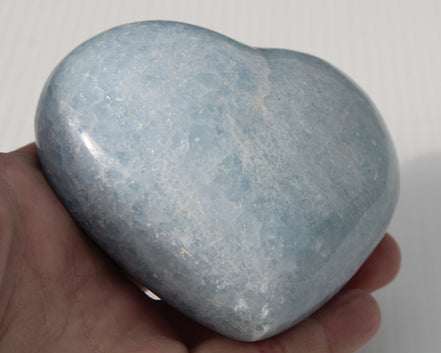 Celestite heart 542g Rocks and Things