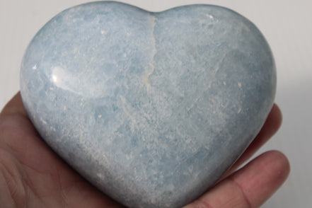 Celestite heart 542g Rocks and Things
