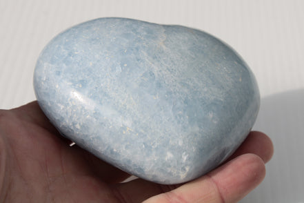 Celestite heart 542g Rocks and Things