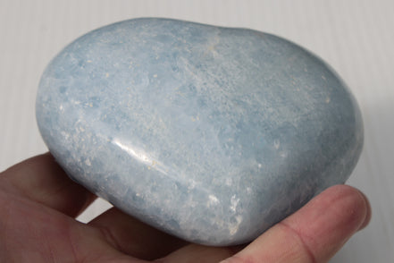 Celestite heart 542g Rocks and Things