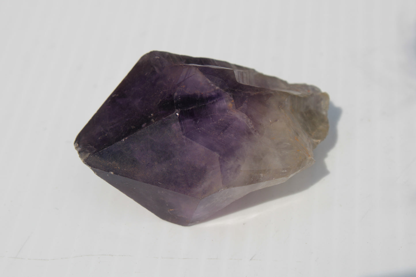 Amethyst crystal from Uruguay 87g