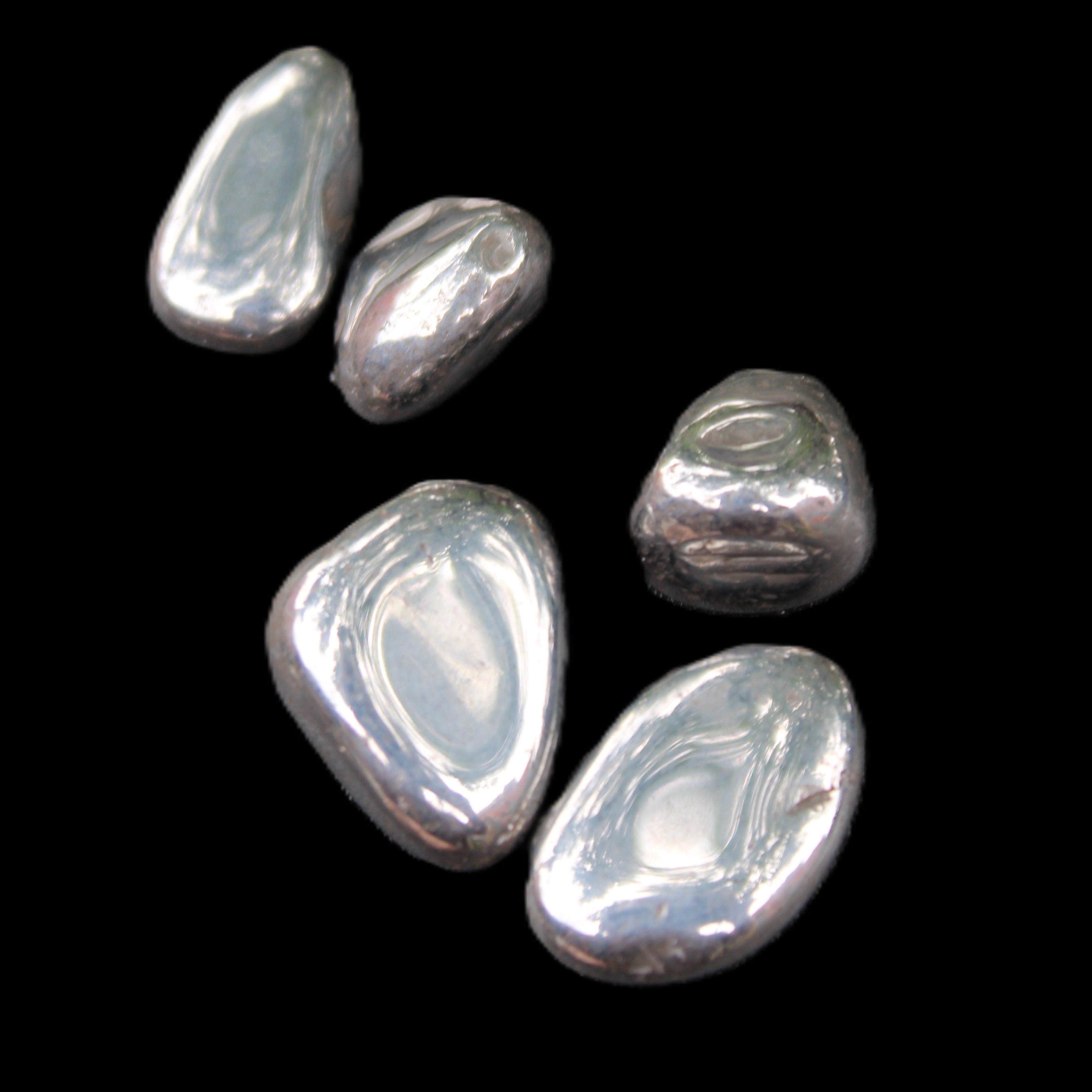Hematite Terahertz 4/5 stones 10-11g in sunlight - Rocks and Things Store