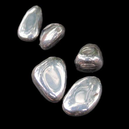 Hematite Terahertz 4/5 stones 10-11g in sunlight - Rocks and Things Store