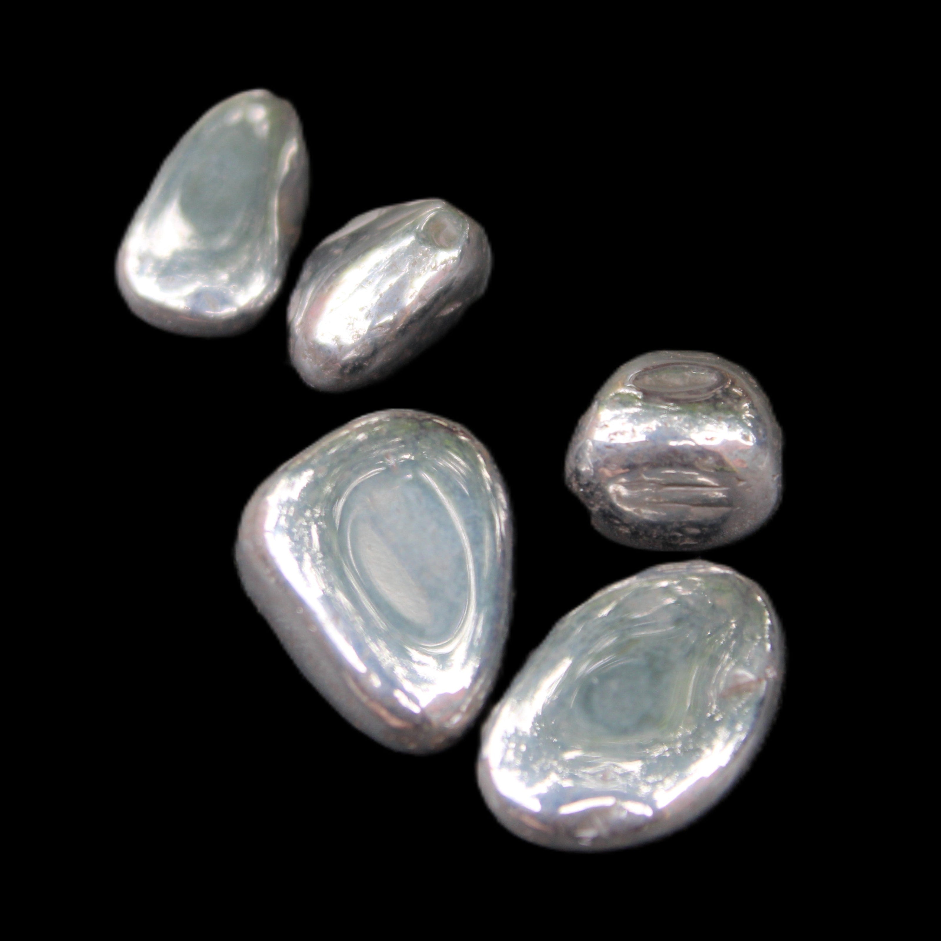 Hematite Terahertz 4/5 stones 10-11g in sunlight - Rocks and Things Store