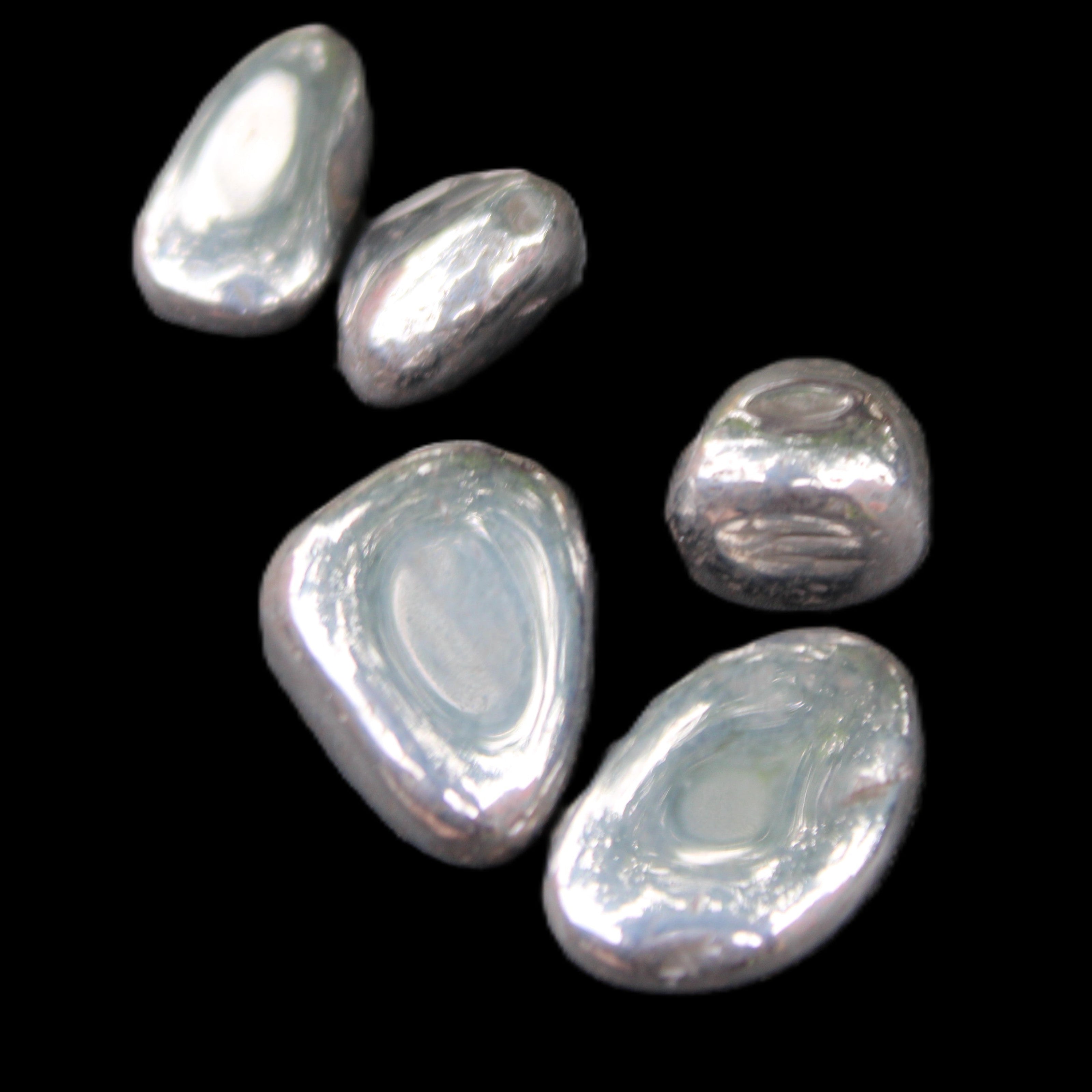 Hematite Terahertz 4/5 stones 10-11g in sunlight - Rocks and Things Store