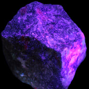 Natural Ruby Zoisite 418g in UV light