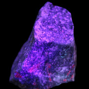Natural Ruby Zoisite 418g in UV light