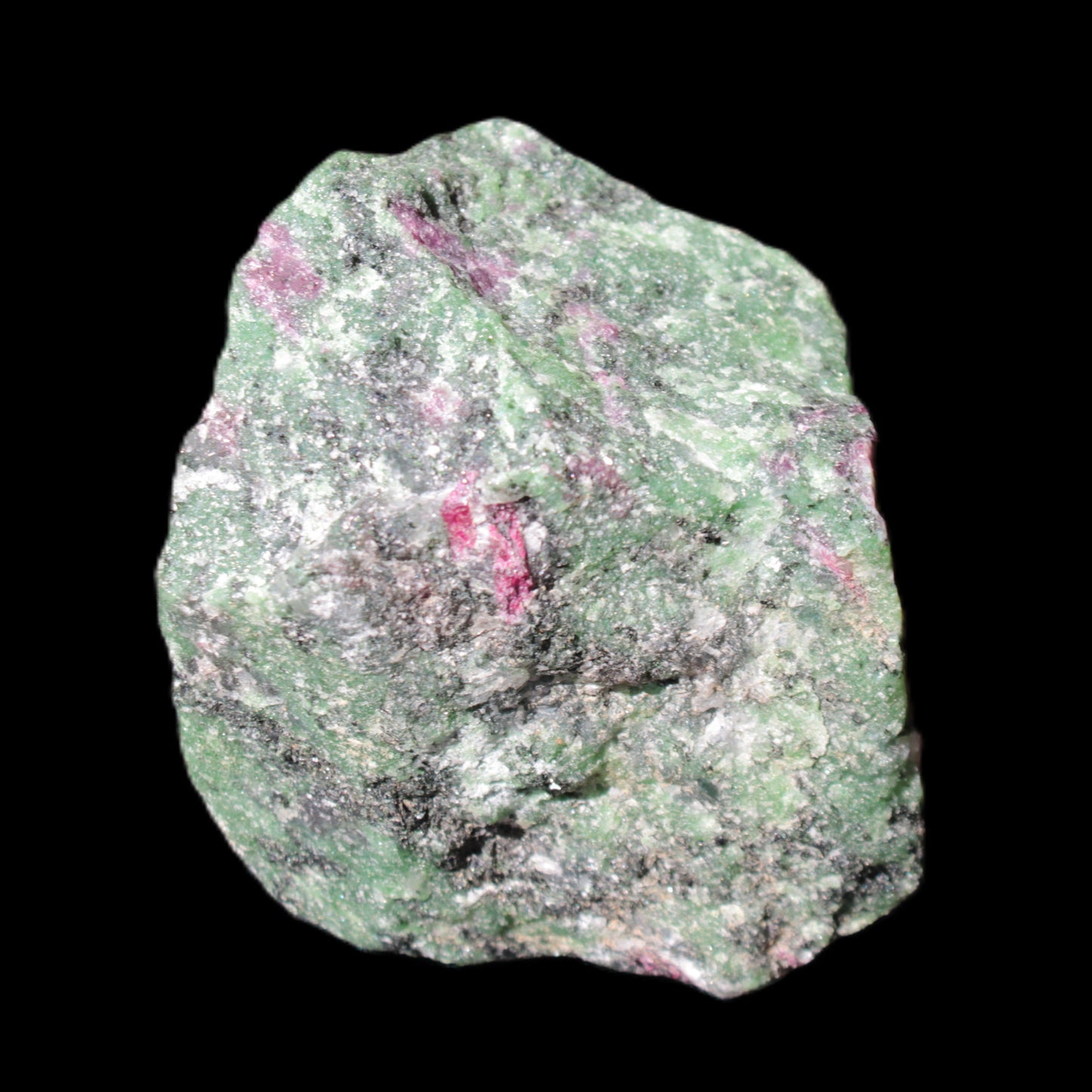 Natural Ruby Zoisite 418g in UV light