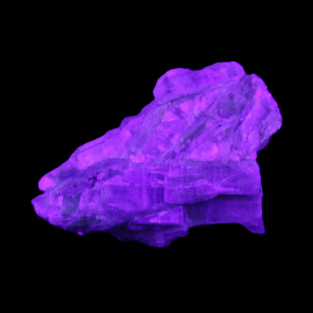 Kyanite 42g in UV light - Rocks and Things Store