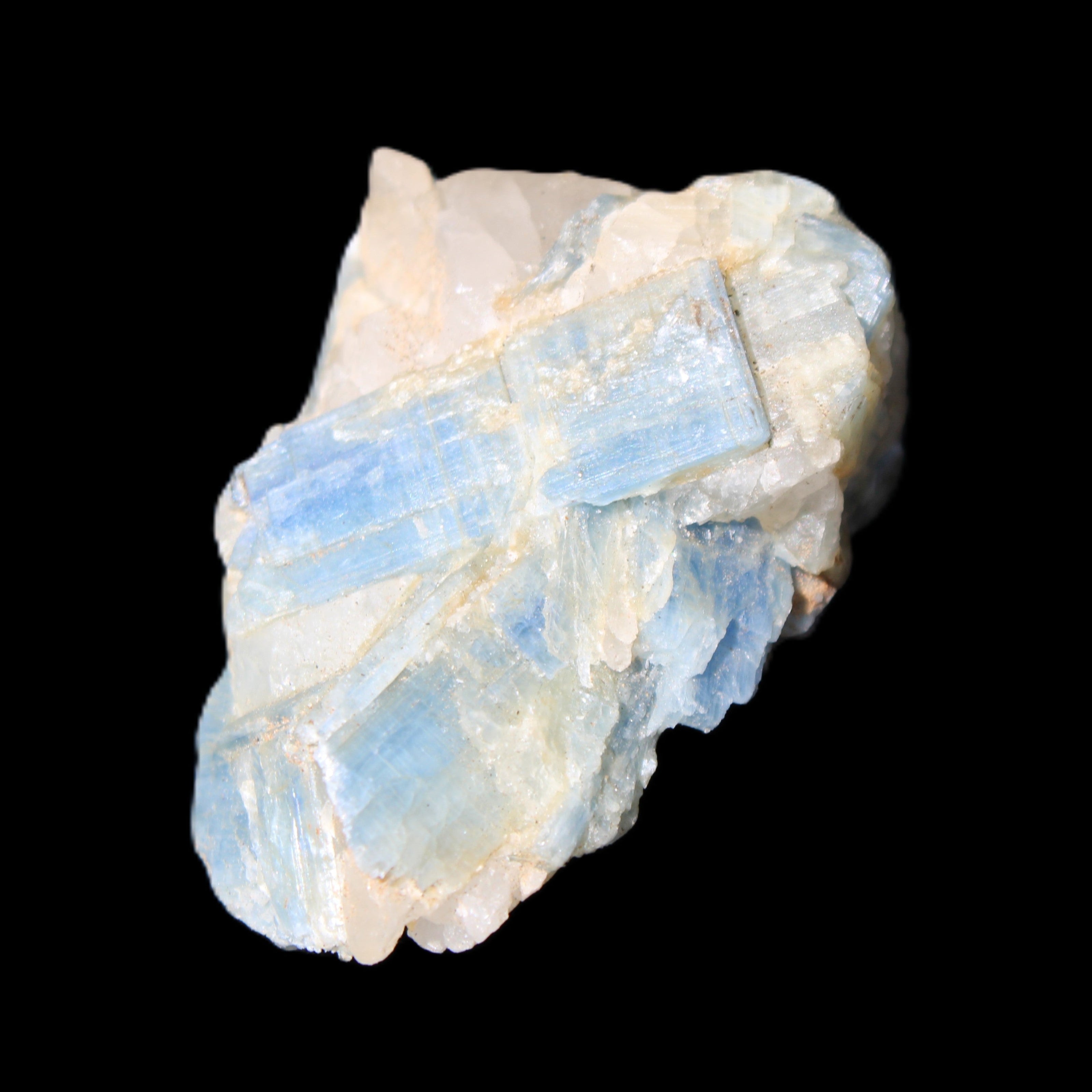 Kyanite 42g in sunlight - Rocks and Things Store