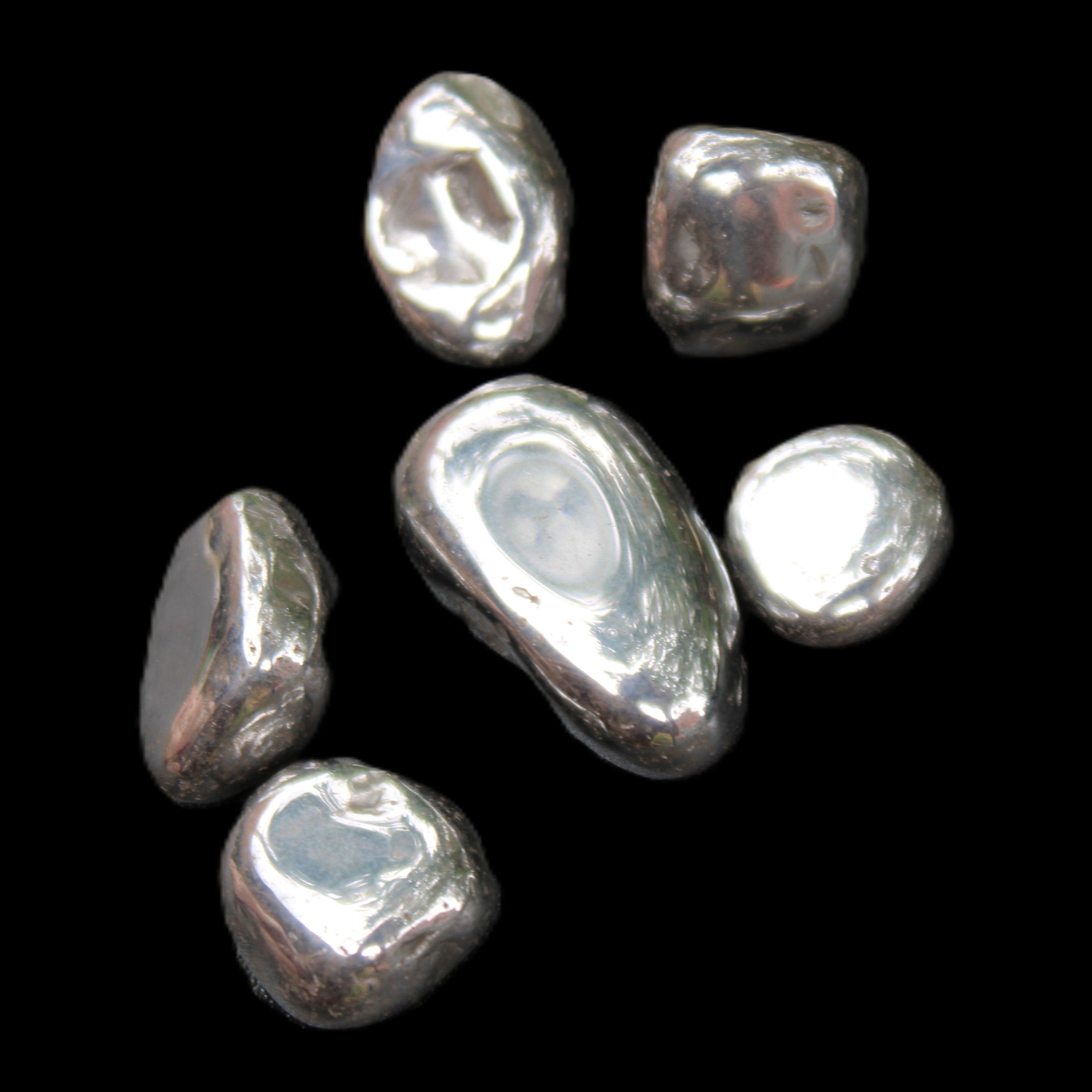 Hematite Terahertz 6-8 stones 10-11g in sunlight - Rocks and Things Store