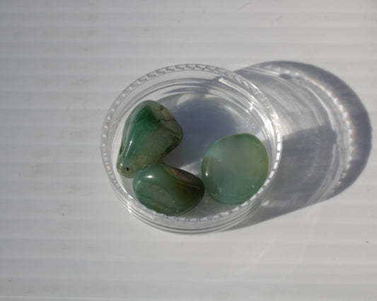 Green Aventurine 3 tumbled stones 7-9g Rocks and Things