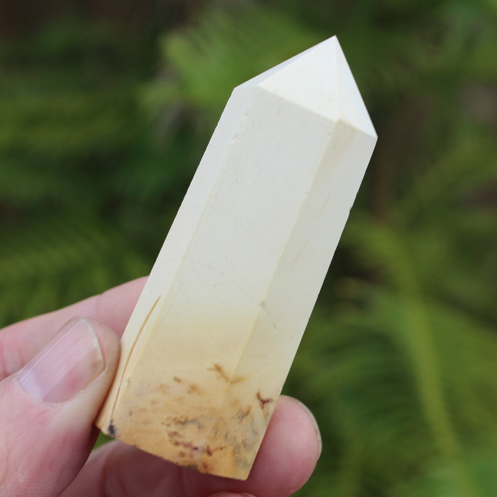 Mookaite wand 37g Rocks and Things