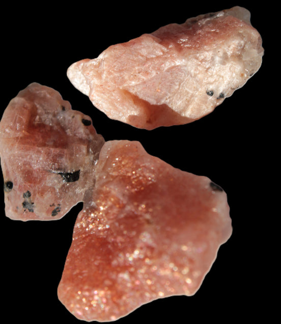 Strawberry Quartz from Arusha, Tanzania 2/3 crystal 8-13g in sunshine - Rocks and Things Store 