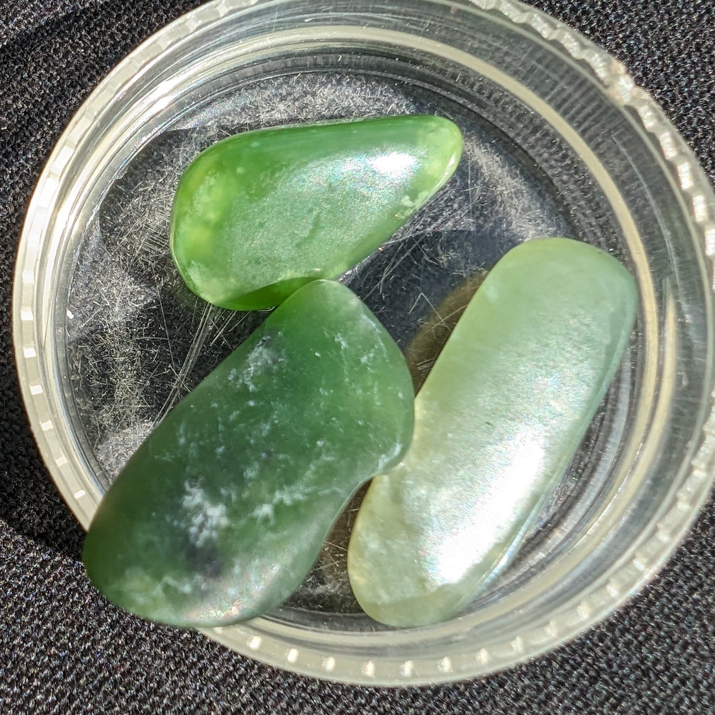 Emerald Quartz 3 tumbled stones 5-7g