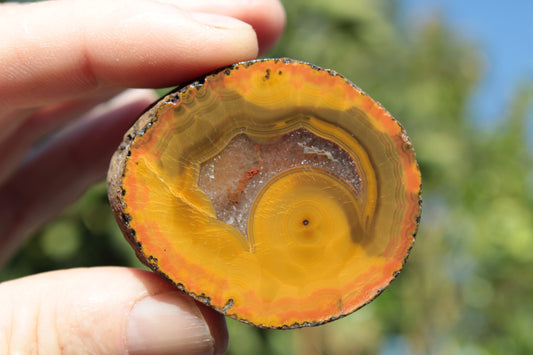 Warring States Carnelian red and yellow silk banded Agate 71g Rocks and Things