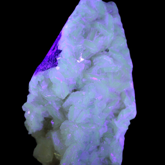 Calcite cluster UV reactive 80mm 114g Rocks and Things