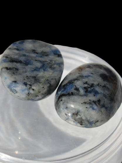 Sodalite two cabochons 5.2/5.3g Rocks and Things