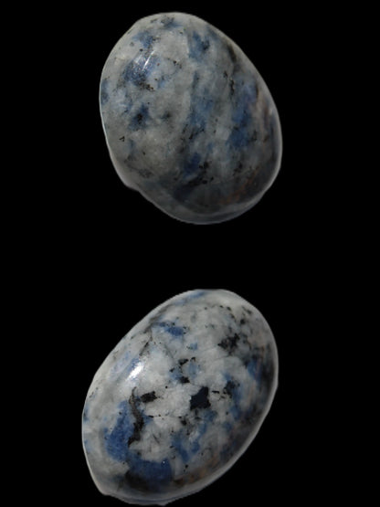 Sodalite 2 polished cabachons 13*17mm - 14*17mm  (2.7-2.9g each)  5.6/5.8g Rocks and Things