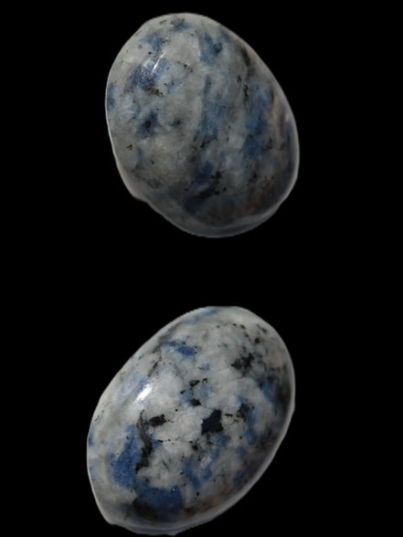 Sodalite 2 polished cabochons 13*17mm - 14*17mm 5.6/5.8g in sunshine - Rocks and Things Store