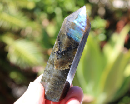 Labradorite wand 89g Rocks and Things