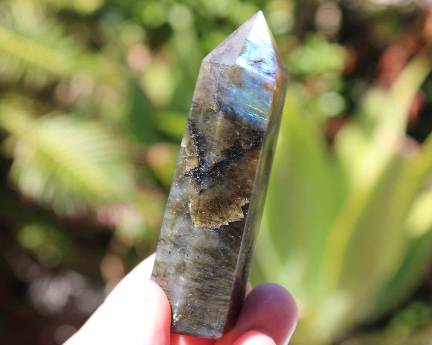 Labradorite wand 89g Rocks and Things