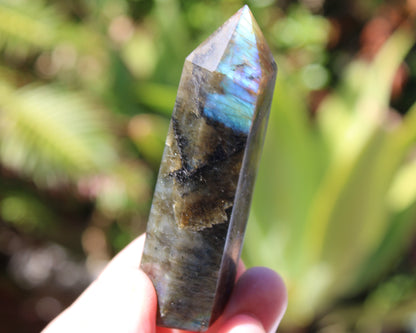 Labradorite wand 89g Rocks and Things